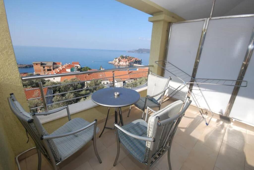 Bmv Room 2 With East Island View Sveti Stefan Exterior photo